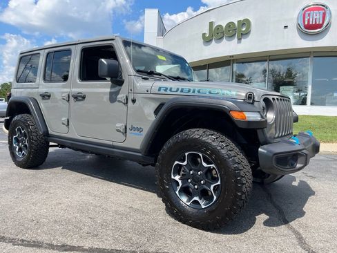 Used 2022 Jeep Wrangler Unlimited Rubicon 4xe w/ Cold Weather Group AWD/4WD image 53