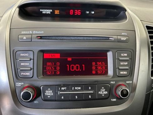 Used 2014 Kia Sorento LX FWD image 13