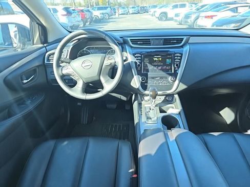 Used 2024 Nissan Murano SV w/ SV Midnight Edition Package image 20