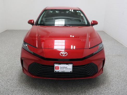 Certified 2025 Toyota Camry LE FWD image 3