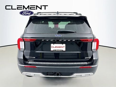 New 2026 Ford Explorer Active w/ Active Comfort Package AWD/4WD image 7