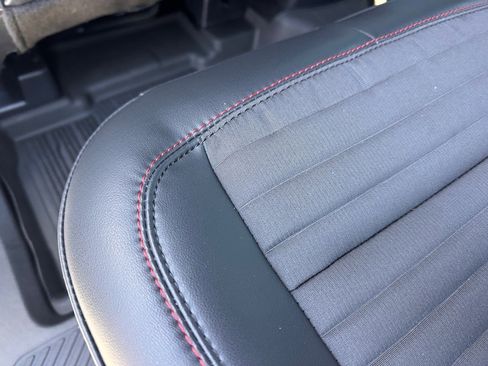 Certified 2025 Ford Explorer ST-Line image 13