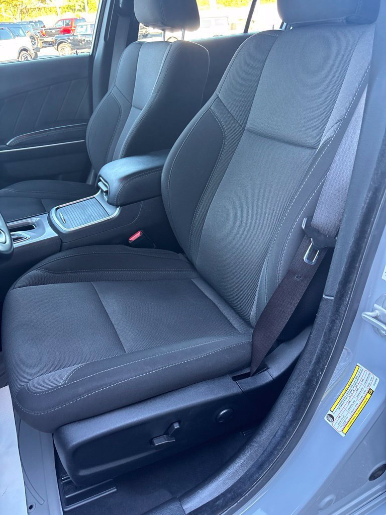 Used 2022 Dodge Charger SXT AWD/4WD image 17