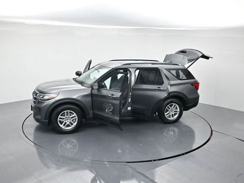 New 2026 Ford Explorer Active image 45
