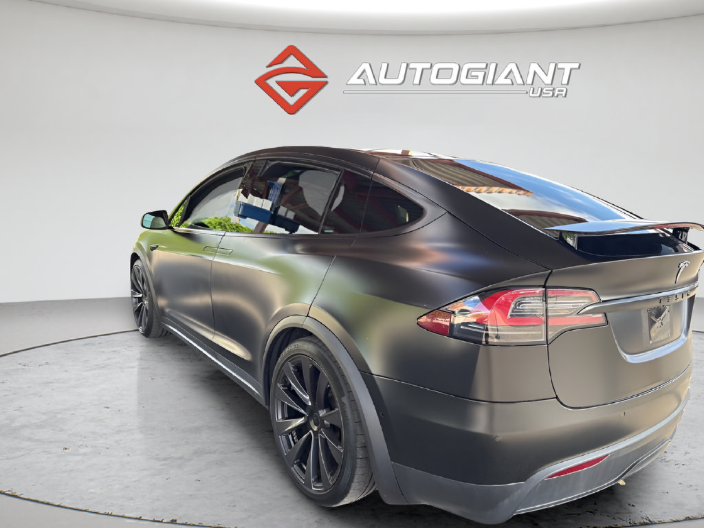 Used 2022 Tesla Model X Plaid AWD/4WD image 2