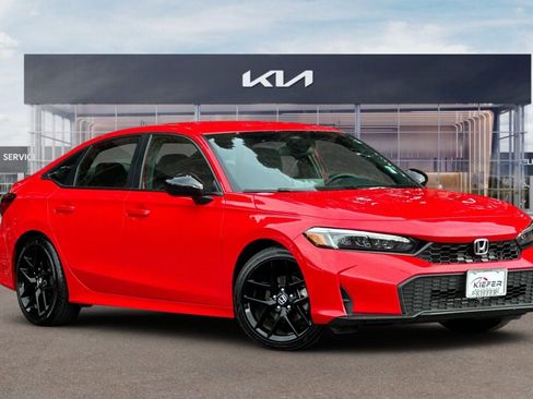 Used 2025 Honda Civic Sport image 2