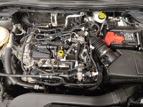 Used 2021 Ford Escape SE FWD image 30