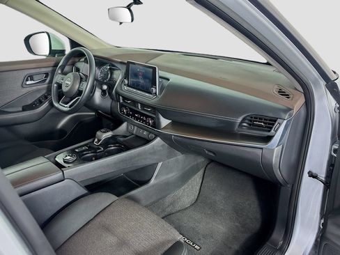 Used 2023 Nissan Rogue SV AWD/4WD image 27