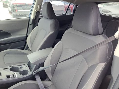 Used 2025 Subaru Crosstrek 2.0i Premium image 5