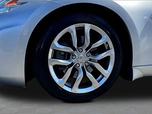 Used 2014 Nissan 370Z Coupe image 25