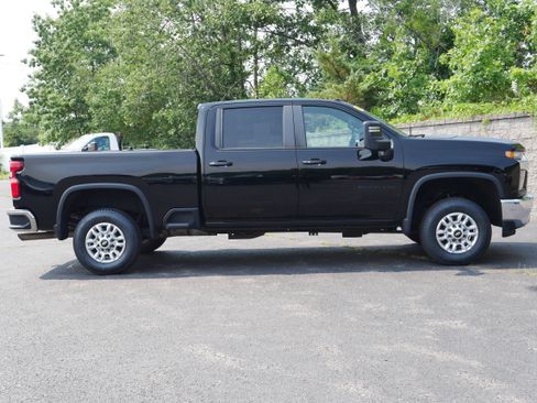 Certified 2022 Chevrolet Silverado 2500 LT w/ Convenience Package AWD/4WD image 10
