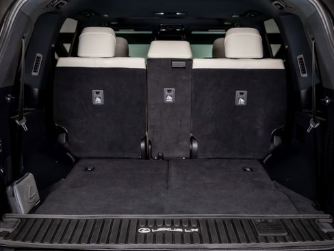 Used 2024 Lexus LX 600 4WD w/ Appearance Package image 36