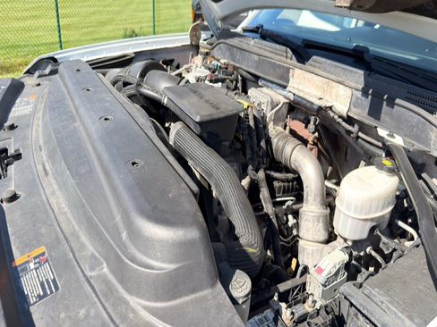 Used 2019 Chevrolet Silverado 3500 W/T w/ WT Convenience Package AWD/4WD image 8