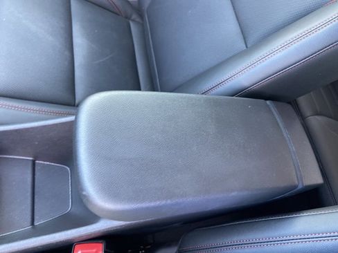 Used 2025 Chevrolet Trax RS image 11