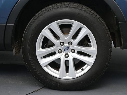 Used 2018 Ford Explorer XLT AWD/4WD image 21