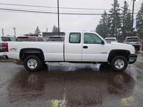 Used 2006 Chevrolet Silverado 2500 W/T image 6