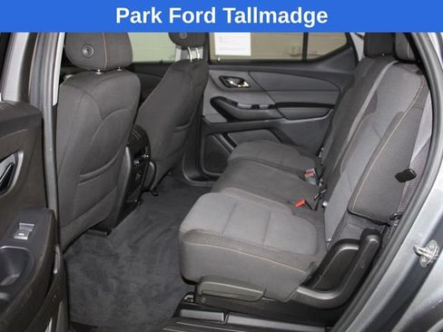 Used 2021 Chevrolet Traverse LS FWD image 24