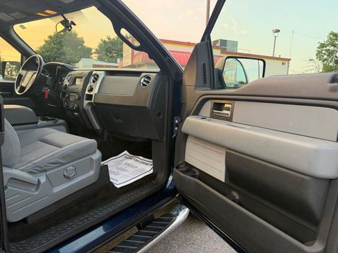 Used 2014 Ford F150 XLT w/ XLT Chrome Package AWD/4WD image 17