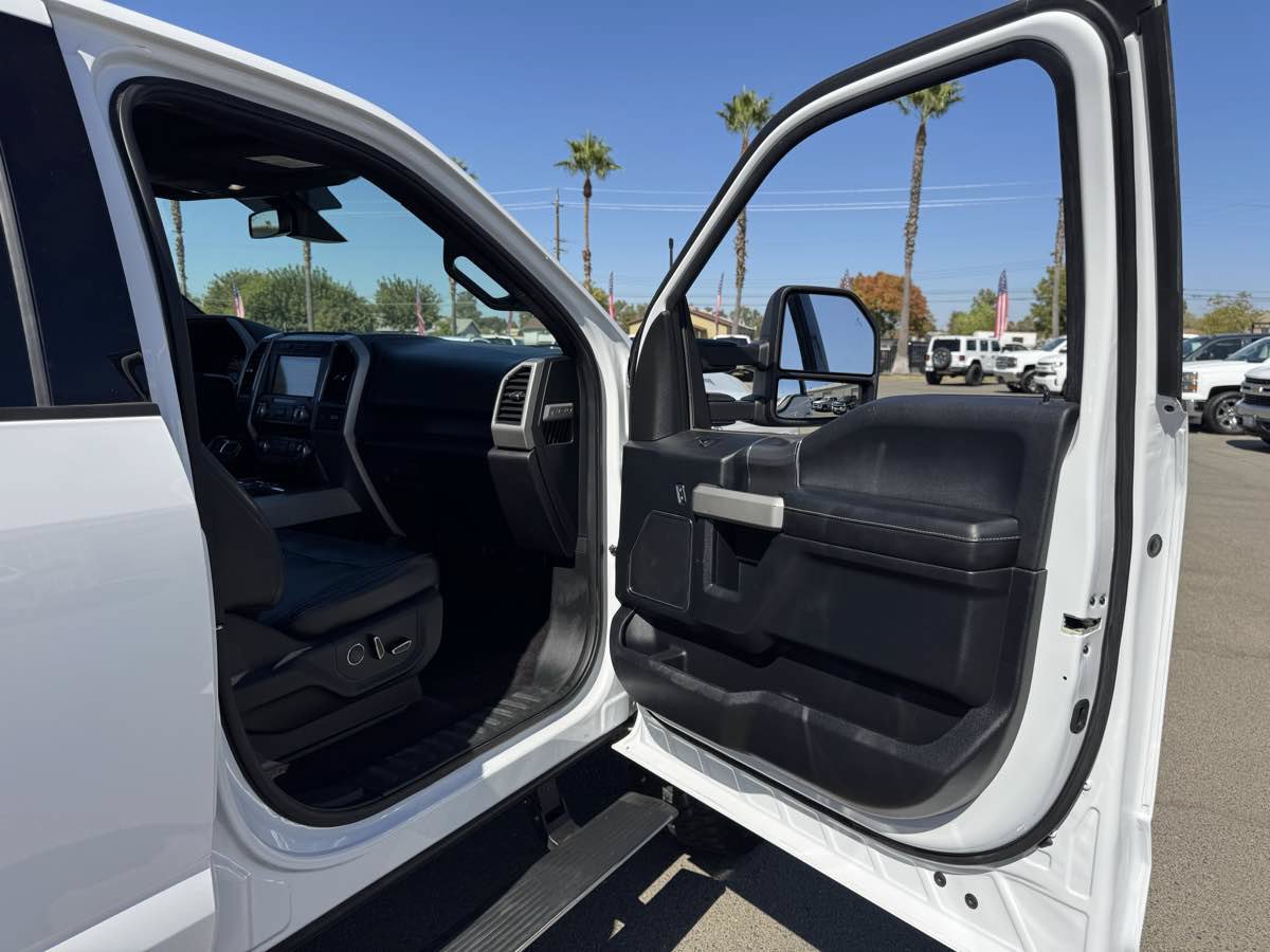 Used 2017 Ford F150 Lariat w/ Equipment Group 502A Luxury AWD/4WD image 17