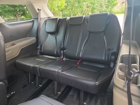 Certified 2026 Kia Carnival FWD image 15