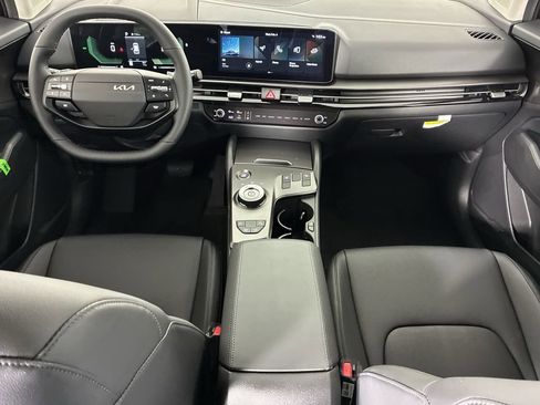 New 2026 Kia Sportage EX w/ EX Panoramic Sunroof Package image 15