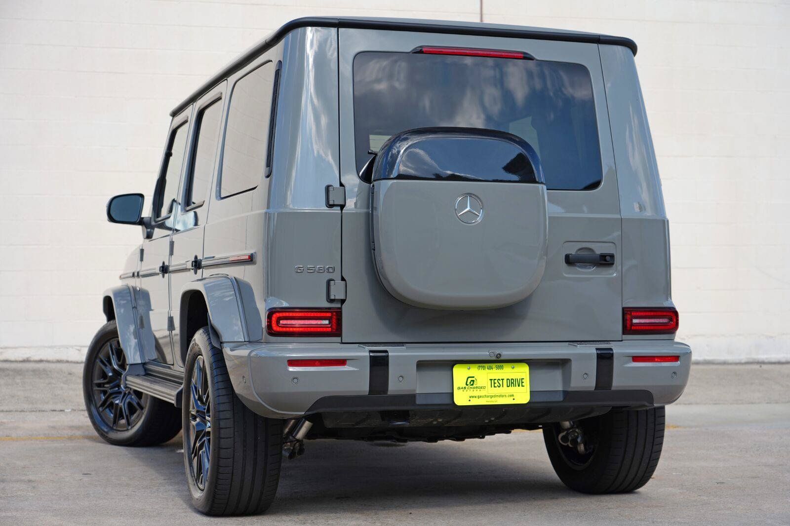 Used 2025 Mercedes-Benz G 580 w/ EQ Technology image 6