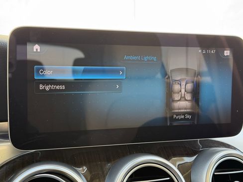 Used 2021 Mercedes-Benz GLC 300 image 12