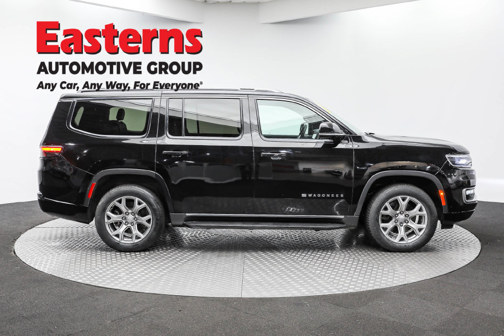 Used 2022 Jeep Wagoneer Series II AWD/4WD image 5