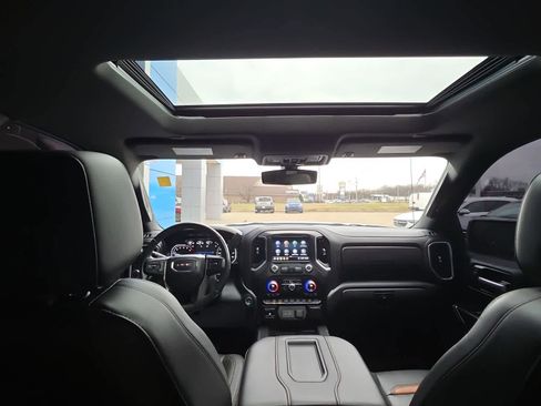 Used 2020 GMC Sierra 1500 AT4 w/ AT4 Premium Package image 16