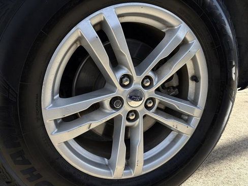 Certified 2021 Ford Explorer XLT image 11