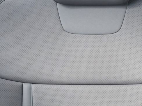 New 2026 Hyundai Tucson Limited image 17