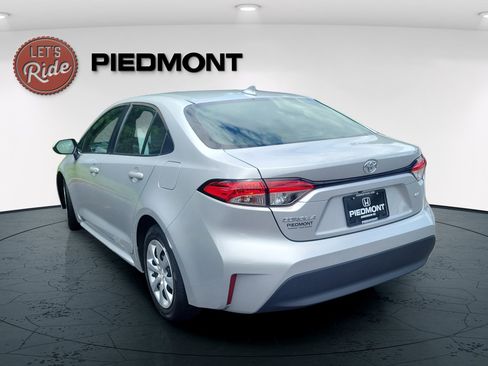 Used 2023 Toyota Corolla LE FWD image 7