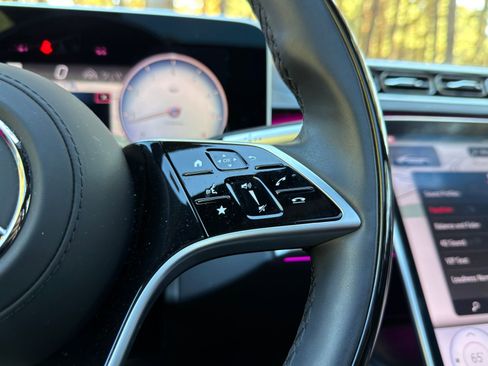 Certified 2024 Mercedes-Benz Maybach S 580 4MATIC image 25