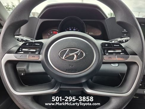Used 2023 Hyundai Elantra SEL FWD image 20