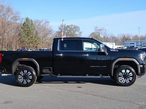 New 2026 GMC Sierra 3500 Denali w/ Denali Reserve Package image 3