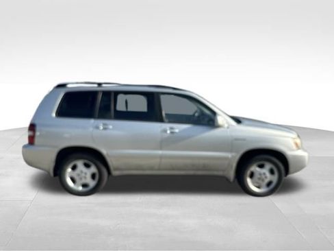 Used 2004 Toyota Highlander Limited AWD/4WD image 5
