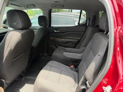 Used 2018 GMC Acadia SLE FWD image 5