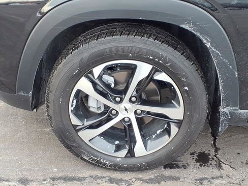 Used 2024 Chevrolet Trax RS w/ Sunroof Package image 31