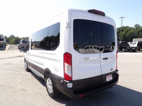 Used 2024 Ford Transit 350 XLT RWD image 5