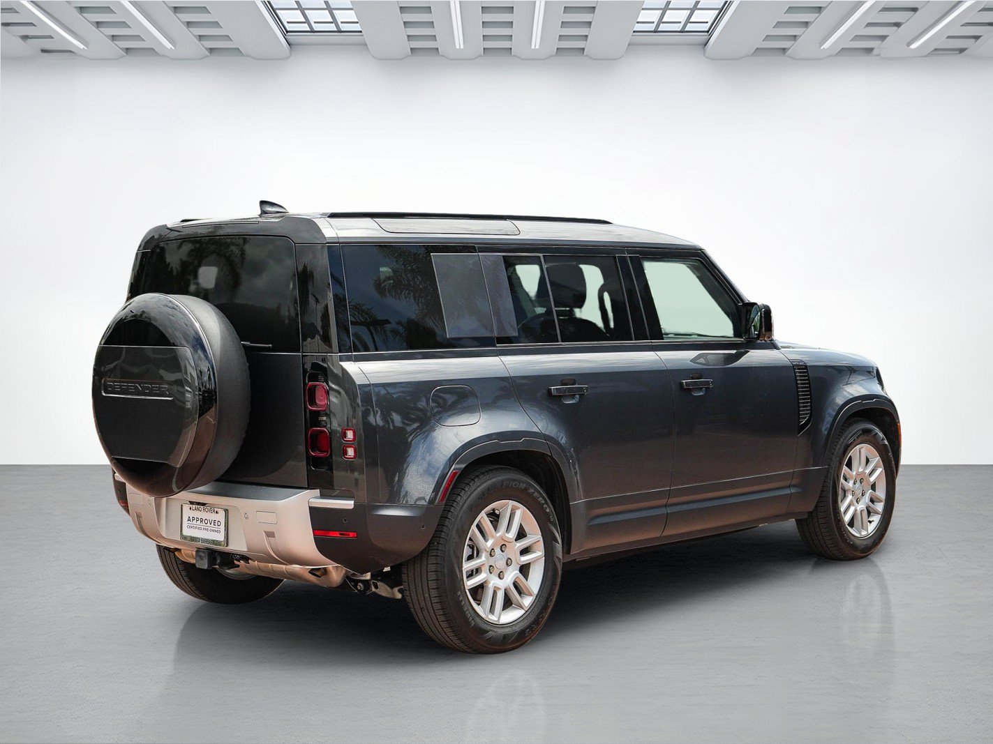 Certified 2025 Land Rover Defender 110 S AWD/4WD image 5