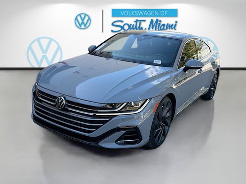 Used 2023 Volkswagen Arteon SEL image 3