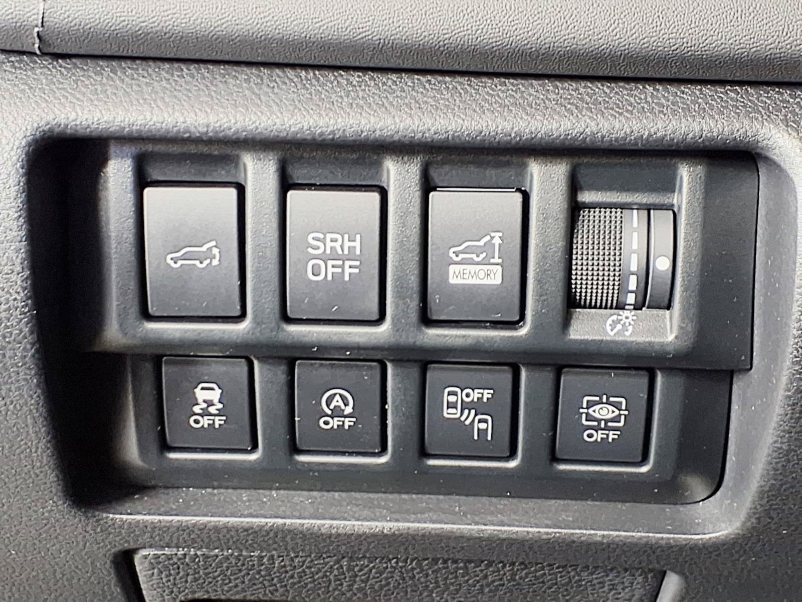 Used 2024 Subaru Forester Touring w/ POP Package 3 AWD/4WD image 17