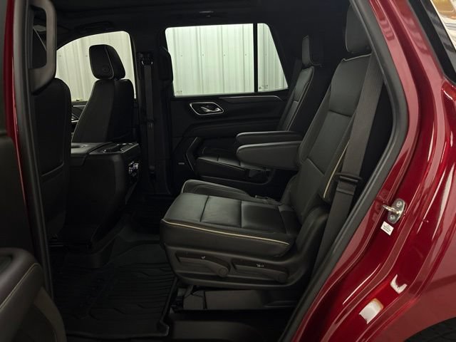 Used 2023 GMC Yukon SLT w/ SLT Premium Package AWD/4WD image 26
