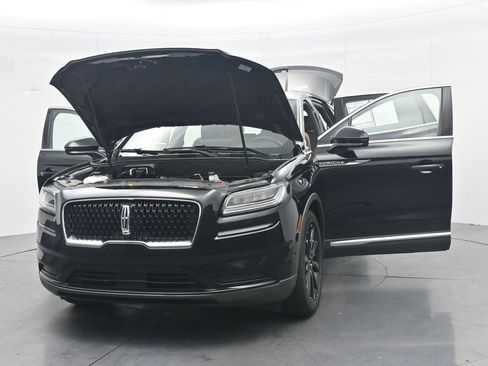 Used 2023 Lincoln Nautilus Reserve w/ Equipment Group 201A AWD/4WD image 43