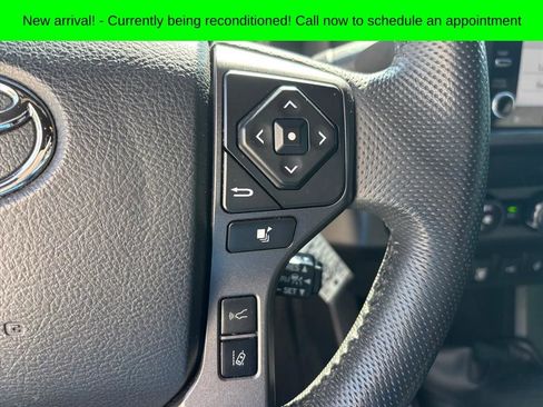 Used 2020 Toyota Tacoma TRD Sport AWD/4WD image 16