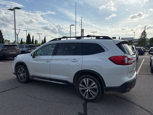 Used 2019 Subaru Ascent Limited image 6