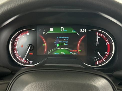Used 2025 Toyota RAV4 XLE AWD/4WD image 23