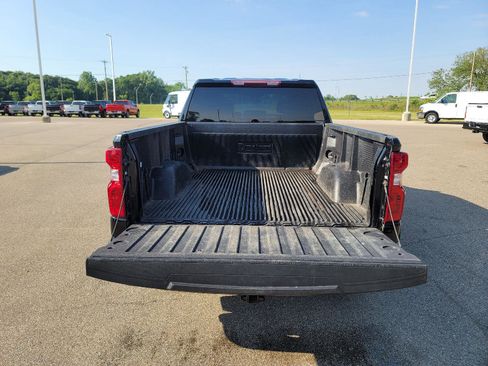 Used 2023 Chevrolet Silverado 1500 W/T w/ WT Value Package AWD/4WD image 6