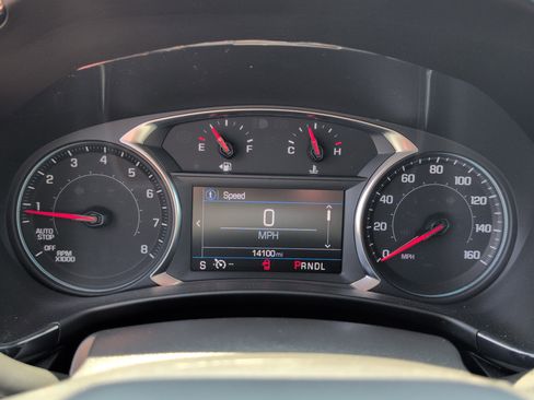 Certified 2024 Chevrolet Equinox RS FWD image 23