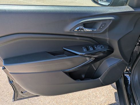 Used 2025 Chevrolet Trax LT w/ Driver Confidence Package image 25